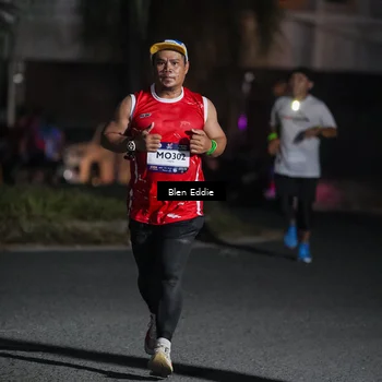 Runner Photo 7808172
