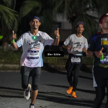 Runner Photo 7808294