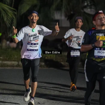 Runner Photo 7808295