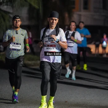 Runner Photo 7808381