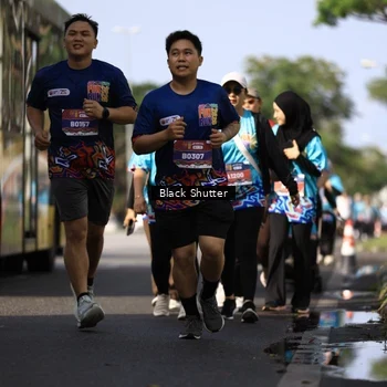 Runner Photo 7808414