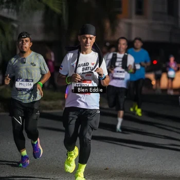 Runner Photo 7808435