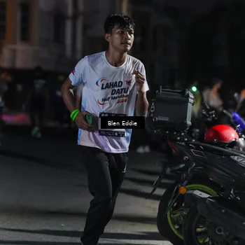 Runner Photo 7808459