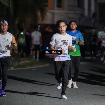Runner Photo 7808514