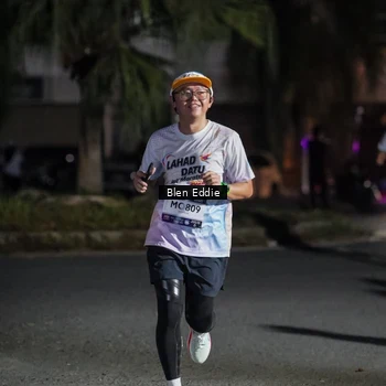 Runner Photo 7808609
