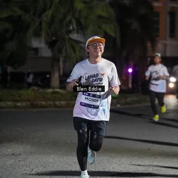 Runner Photo 7808623