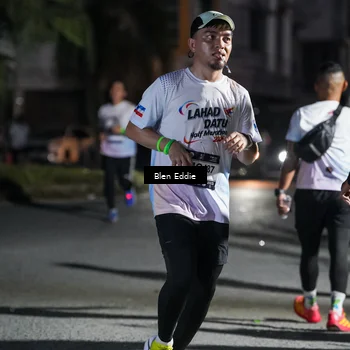 Runner Photo 7808664