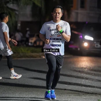 Runner Photo 7808680