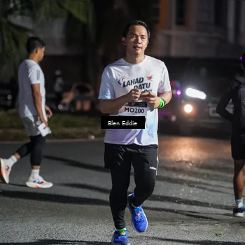 Runner Photo 7808694