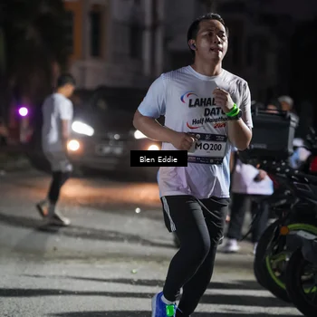 Runner Photo 7808696