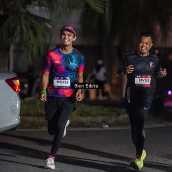 Runner Photo 7808706