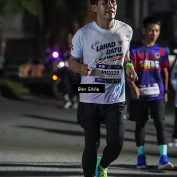 Runner Photo 7808861