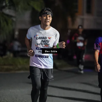 Runner Photo 7808863