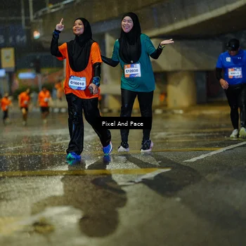 Runner Photo 7808888
