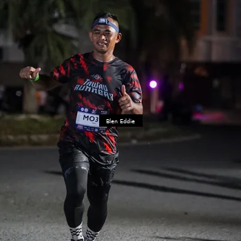 Runner Photo 7808899