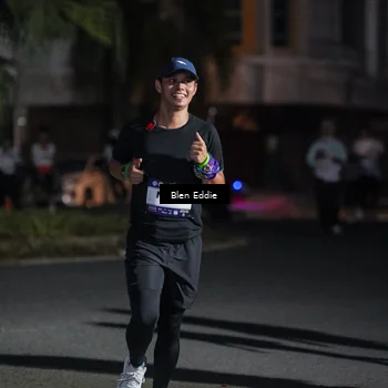 Runner Photo 7808940