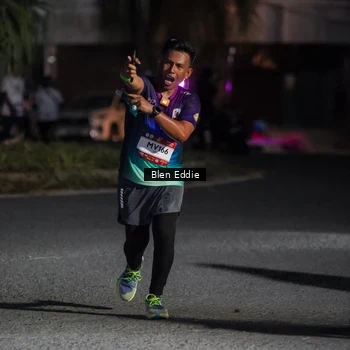 Runner Photo 7808951