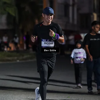Runner Photo 7808953