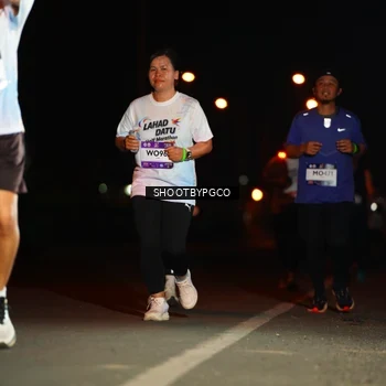 Runner Photo 7809007