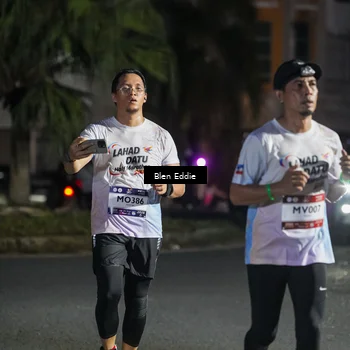Runner Photo 7809031