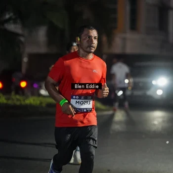 Runner Photo 7809034