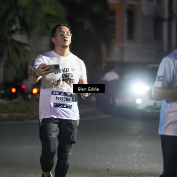 Runner Photo 7809044
