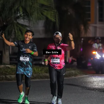 Runner Photo 7809071