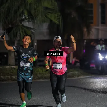 Runner Photo 7809072