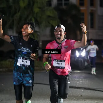 Runner Photo 7809096