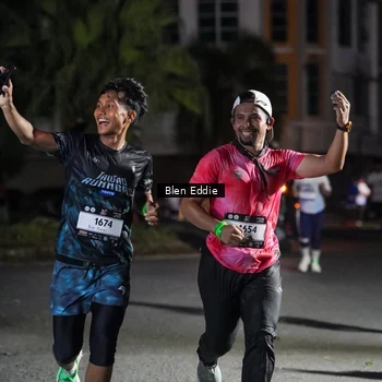 Runner Photo 7809099