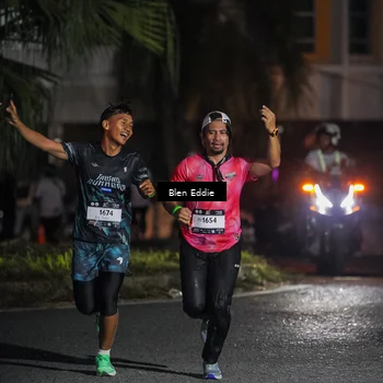 Runner Photo 7809103