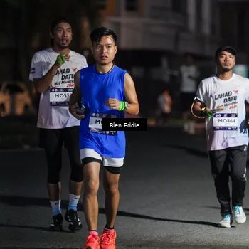 Runner Photo 7809177