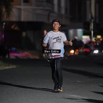 Runner Photo 7809236