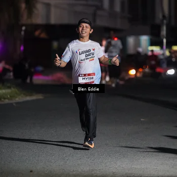 Runner Photo 7809256