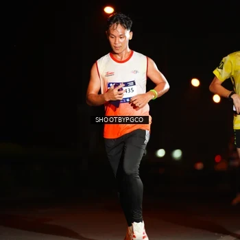 Runner Photo 7809298