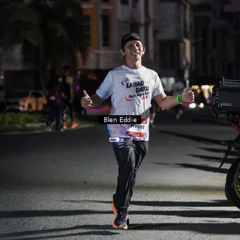 Runner Photo 7809300