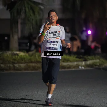 Runner Photo 7809316