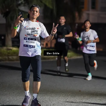 Runner Photo 7809330
