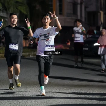 Runner Photo 7809343