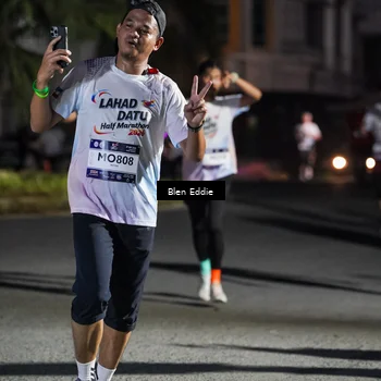 Runner Photo 7809345