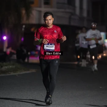 Runner Photo 7809480