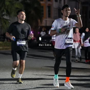 Runner Photo 7809492