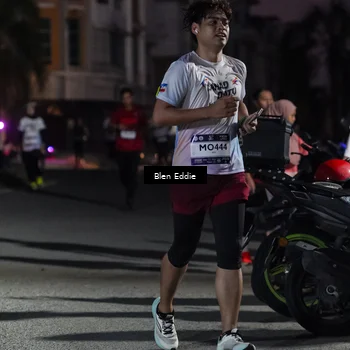 Runner Photo 7809496