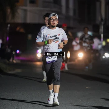 Runner Photo 7809518