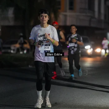 Runner Photo 7809558