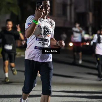 Runner Photo 7809570