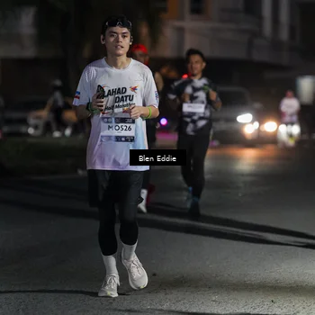 Runner Photo 7809579