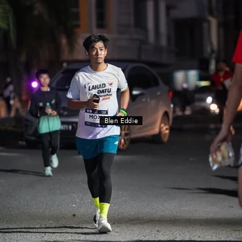 Runner Photo 7809650
