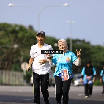 Runner Photo 7809655