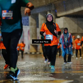 Runner Photo 7809692